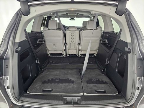 Used 2024 Honda Odyssey Elite image 16