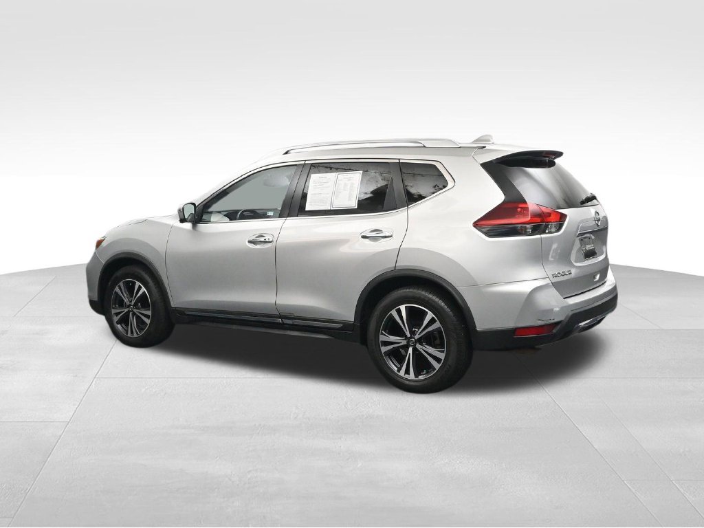 Used 2018 Nissan Rogue SL FWD image 3