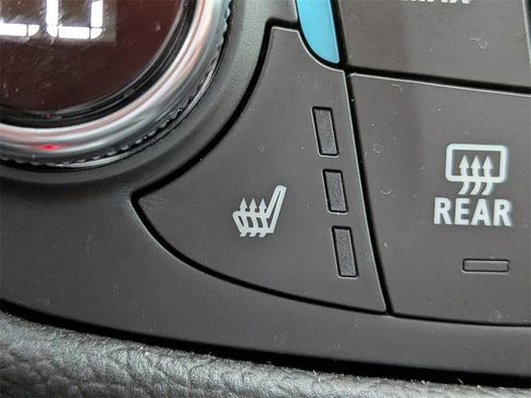 Used 2024 Chevrolet Equinox LT image 24