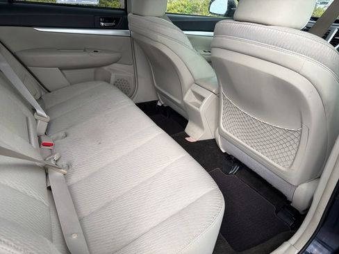 Used 2012 Subaru Outback 2.5i Premium image 22
