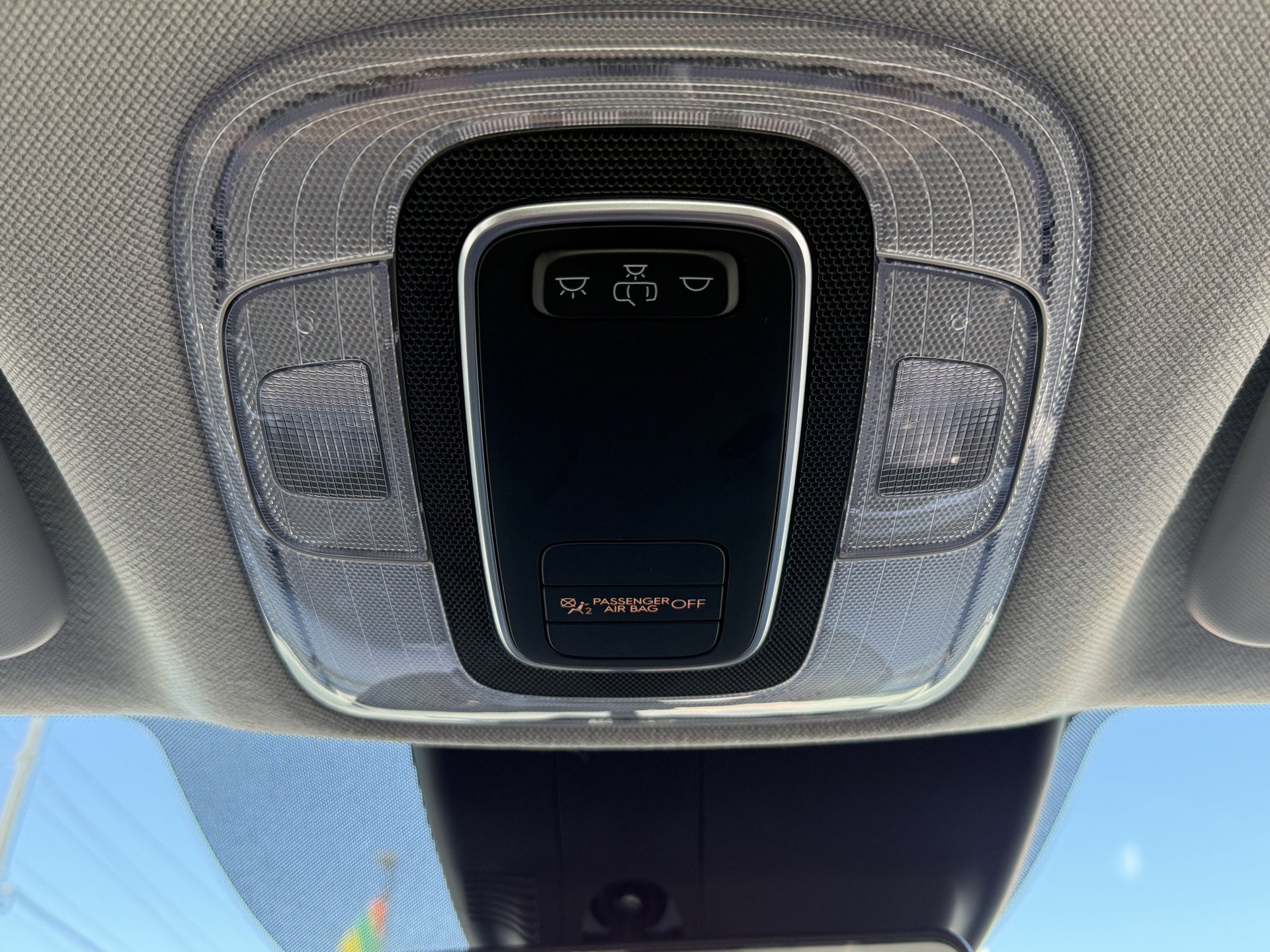 Used 2025 Hyundai Elantra SE FWD image 32
