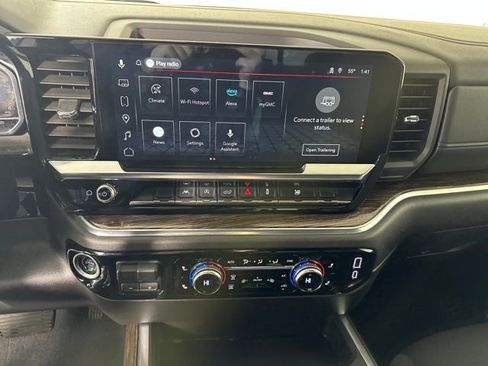 Used 2024 GMC Sierra 1500 Elevation w/ Preferred Package image 21