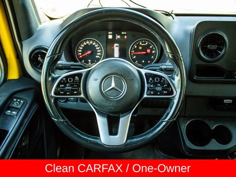 Used 2021 Mercedes-Benz Sprinter 2500 image 14