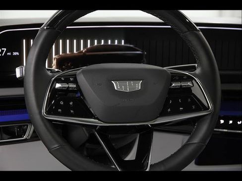 Used 2025 Cadillac Optiq Sport 1 w/ LPO, Floor Liner Package AWD/4WD image 8