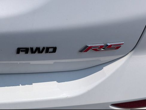 Used 2023 Chevrolet Equinox RS w/ LPO, Floor Liner Package AWD/4WD image 6