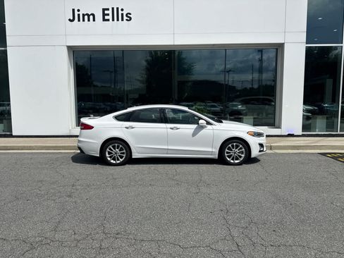 Used 2019 Ford Fusion Energi Titanium FWD image 23