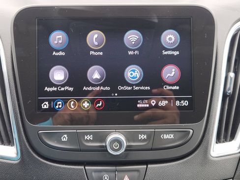 Used 2021 Chevrolet Malibu LT FWD image 12