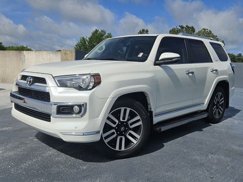 Used 2016 Toyota 4Runner Limited RWD image 1