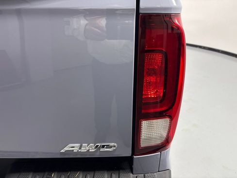 Used 2022 Honda Ridgeline Black Edition image 7