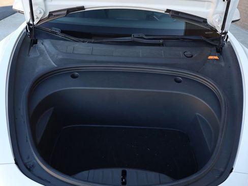 Used 2021 Tesla Model 3 Standard Range Plus image 10