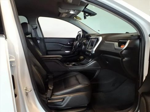 Used 2020 GMC Acadia SLT AWD/4WD image 12
