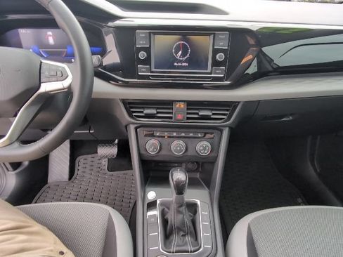 Used 2022 Volkswagen Taos S AWD/4WD image 17