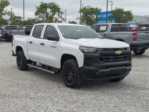 New 2026 Chevrolet Colorado W/T RWD image 2
