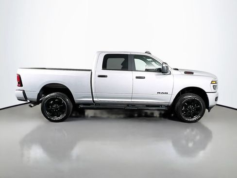 Used 2026 RAM 2500 Big Horn AWD/4WD image 8