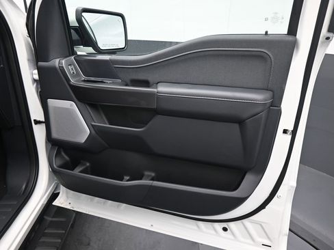 New 2026 Ford F150 Lariat w/ Equipment Group 502A High image 6