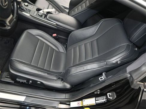 Used 2016 Lexus RC 200t 200t image 12