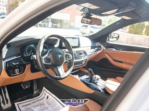 Used 2019 BMW 540i w/ M Sport Package image 13