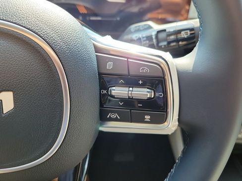 New 2026 Kia Carnival EX FWD image 27