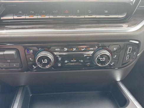 New 2026 Chevrolet Silverado 1500 LTZ w/ LTZ Premium Package AWD/4WD image 10