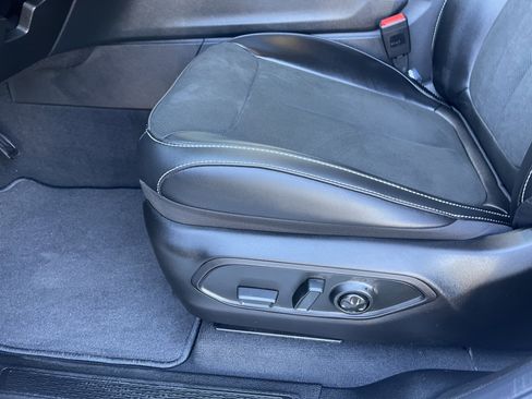 New 2025 Jeep Grand Cherokee L Laredo image 15