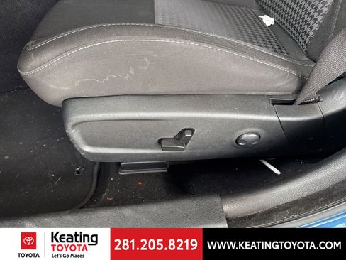 Used 2022 Dodge Charger R/T w/ Performance Handling Group image 11