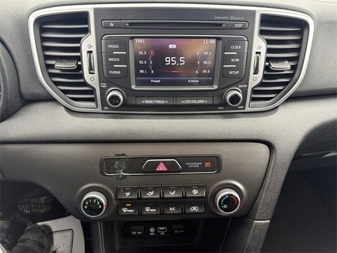 Used 2019 Kia Sportage LX image 22