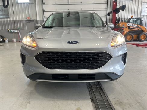 Used 2021 Ford Escape SE w/ Cold Weather Package image 14