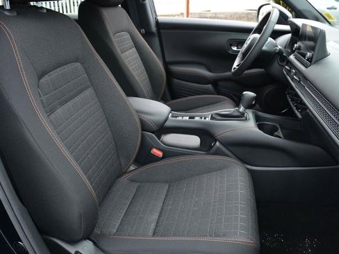 Used 2023 Honda HR-V Sport image 19