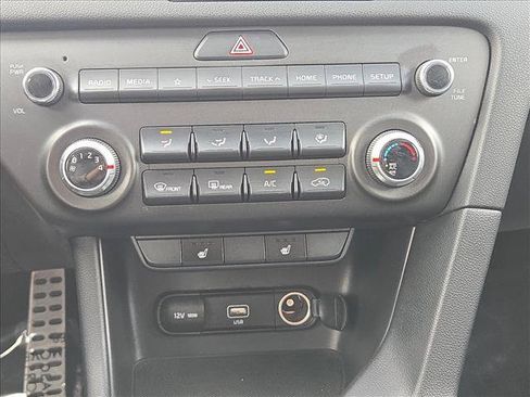 Used 2022 Kia Sportage Nightfall Edition AWD/4WD image 14