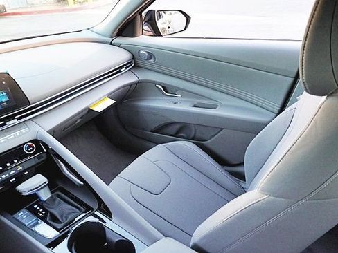 New 2026 Hyundai Elantra Sport image 24