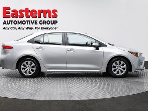 Used 2024 Toyota Corolla LE image 4