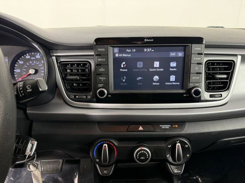 Used 2019 Kia Rio S FWD image 19