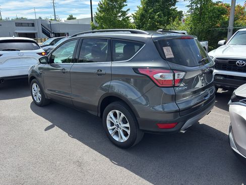 Used 2018 Ford Escape SE AWD/4WD image 3