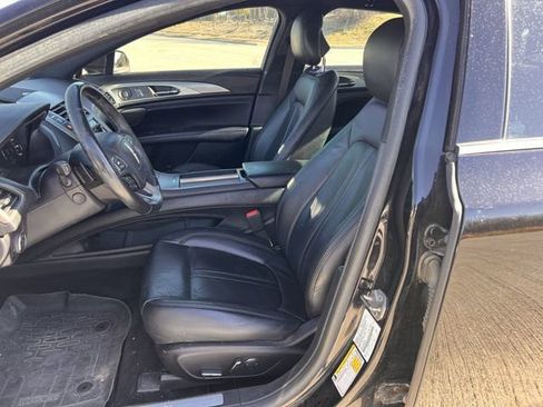 Used 2017 Lincoln MKZ Select w/ Technology Package image 26