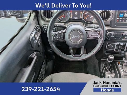 Used 2019 Jeep Wrangler Unlimited Sport S AWD/4WD image 15