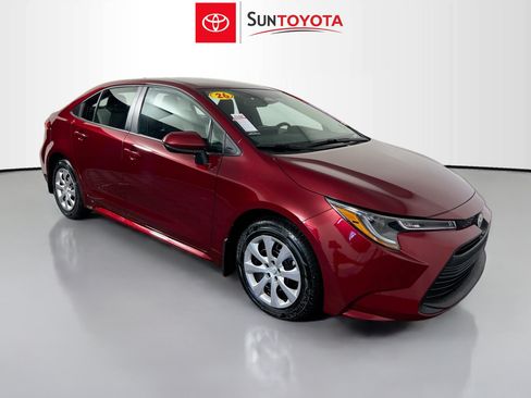 Used 2026 Toyota Corolla LE FWD image 1