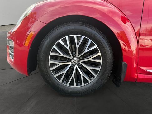 Used 2017 Volkswagen Beetle 1.8T SE image 9