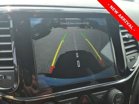 Used 2021 Jeep Grand Cherokee Laredo X image 21