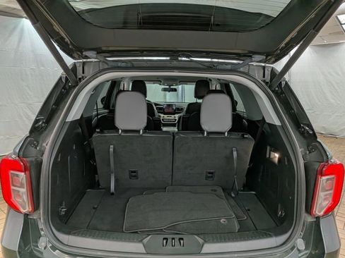 Certified 2022 Ford Explorer XLT w/ Equipment Group 202A image 21