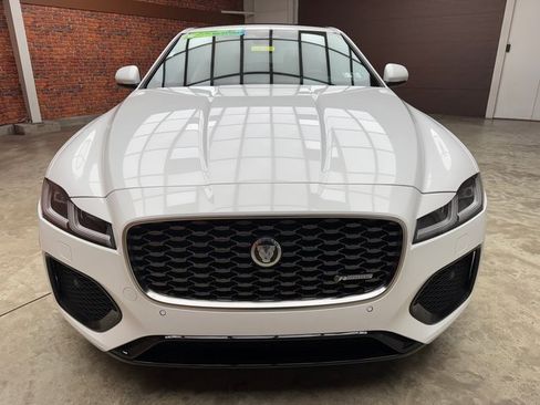 Used 2024 Jaguar XF R-Dynamic SE image 8