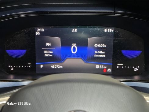 Used 2023 Volkswagen Taos SE w/ Black Wheel Package image 13