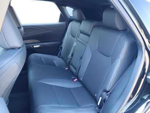 Used 2026 Lexus RX 350h w/ Accessory Package (2T) AWD/4WD image 35