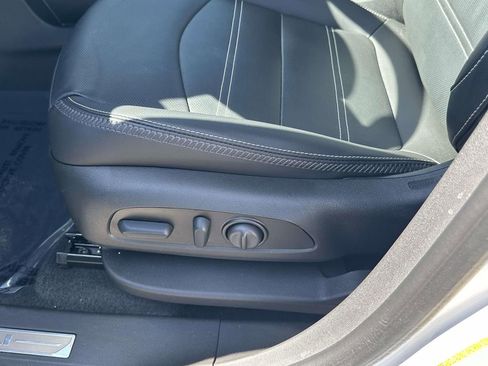 Used 2024 GMC Terrain Denali w/ Denali Premium Package image 22