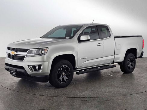 Used 2017 Chevrolet Colorado LT w/ LT Convenience Package image 7