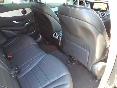 Used 2022 Mercedes-Benz GLC 300 image 13