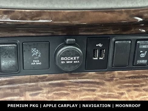 Used 2020 Nissan Armada SL w/ Premium Package image 24