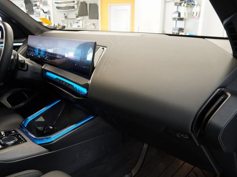 Used 2025 BMW X3 xDrive30i w/ M Sport Package image 33