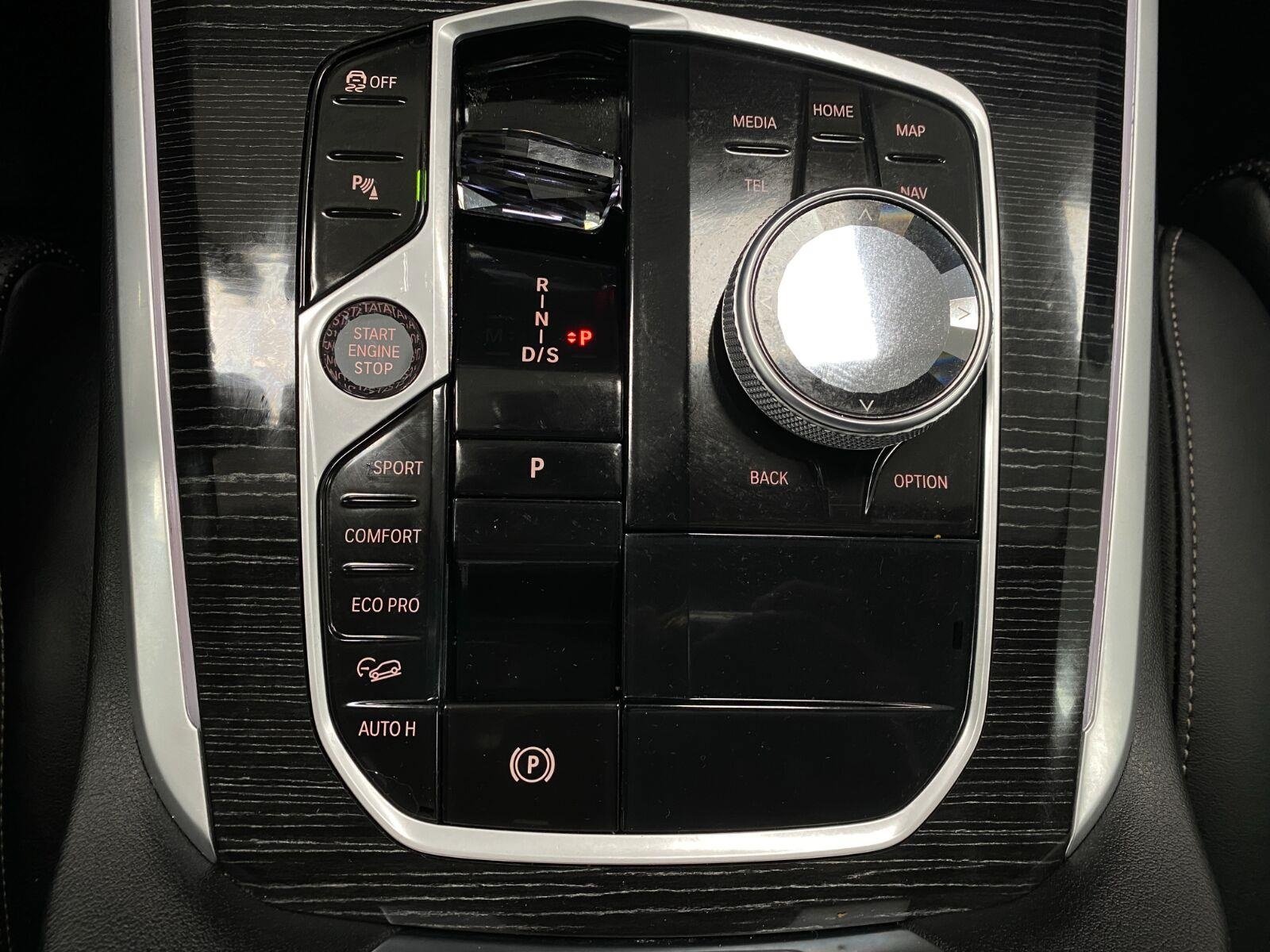 Used 2025 BMW X5 xDrive40i w/ Executive Package AWD/4WD image 30