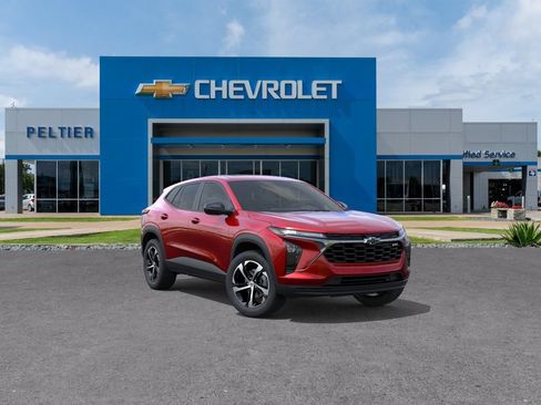 New 2026 Chevrolet Trax RS w/ Sunroof Package FWD image 1