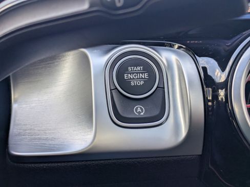 Certified 2024 Mercedes-Benz GLB 250 4MATIC image 30